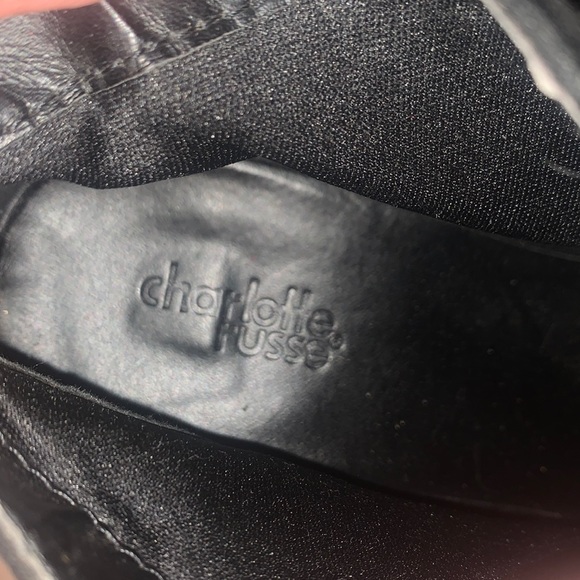 Size 8 - Picture 3 of 4